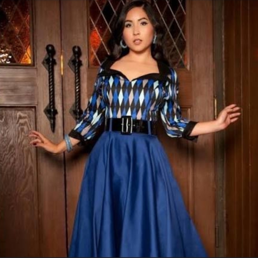 Elegant Blue Women's Blouse